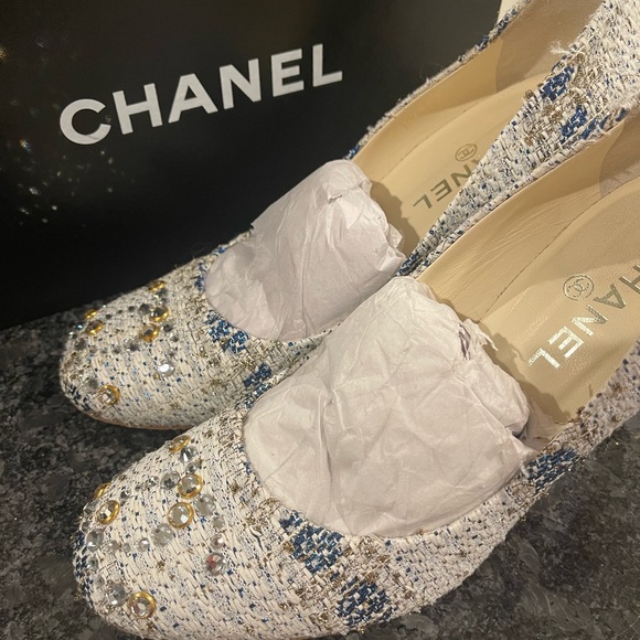 Chanel pumps - Picture 3 of 6
